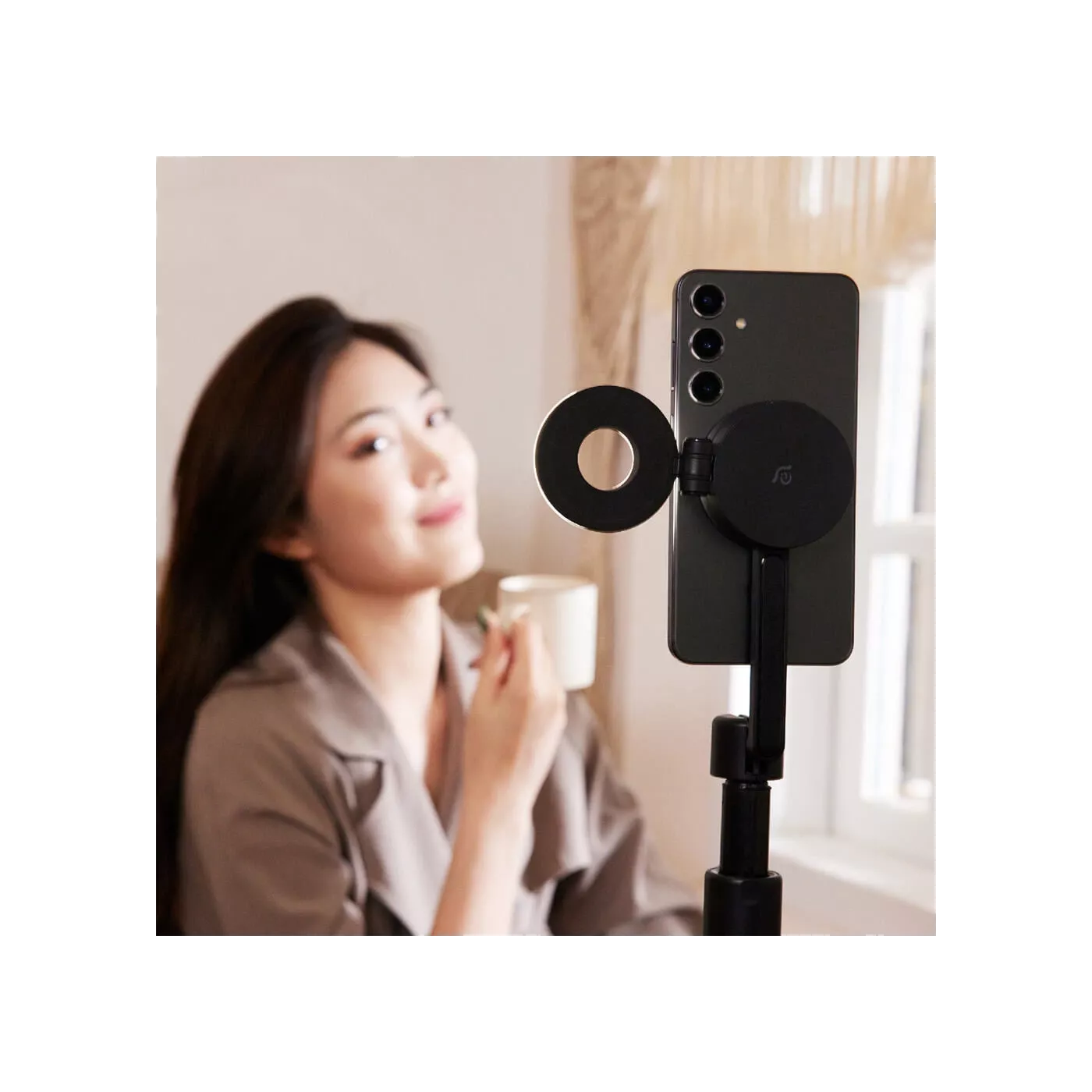 Adam Elements Selfie LED Light Magnetic - Black
