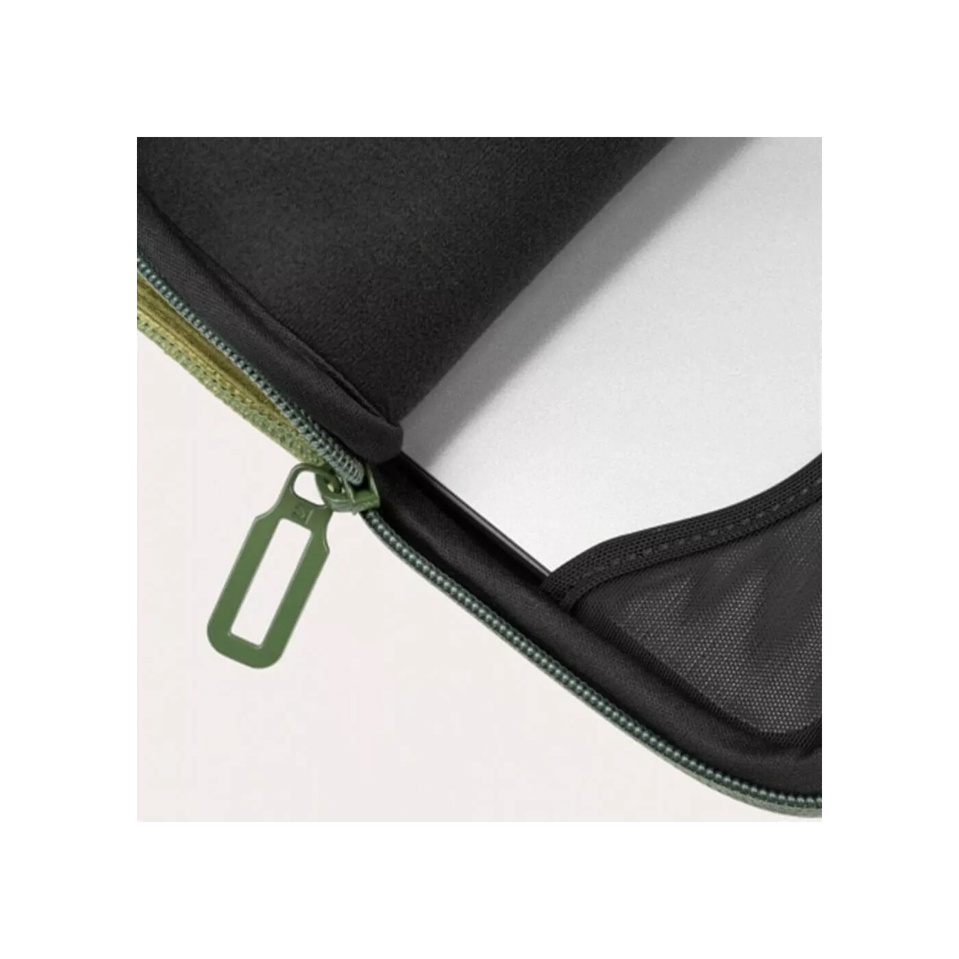 Tucano Velluto 14-inch MacBook Sleeve - Green