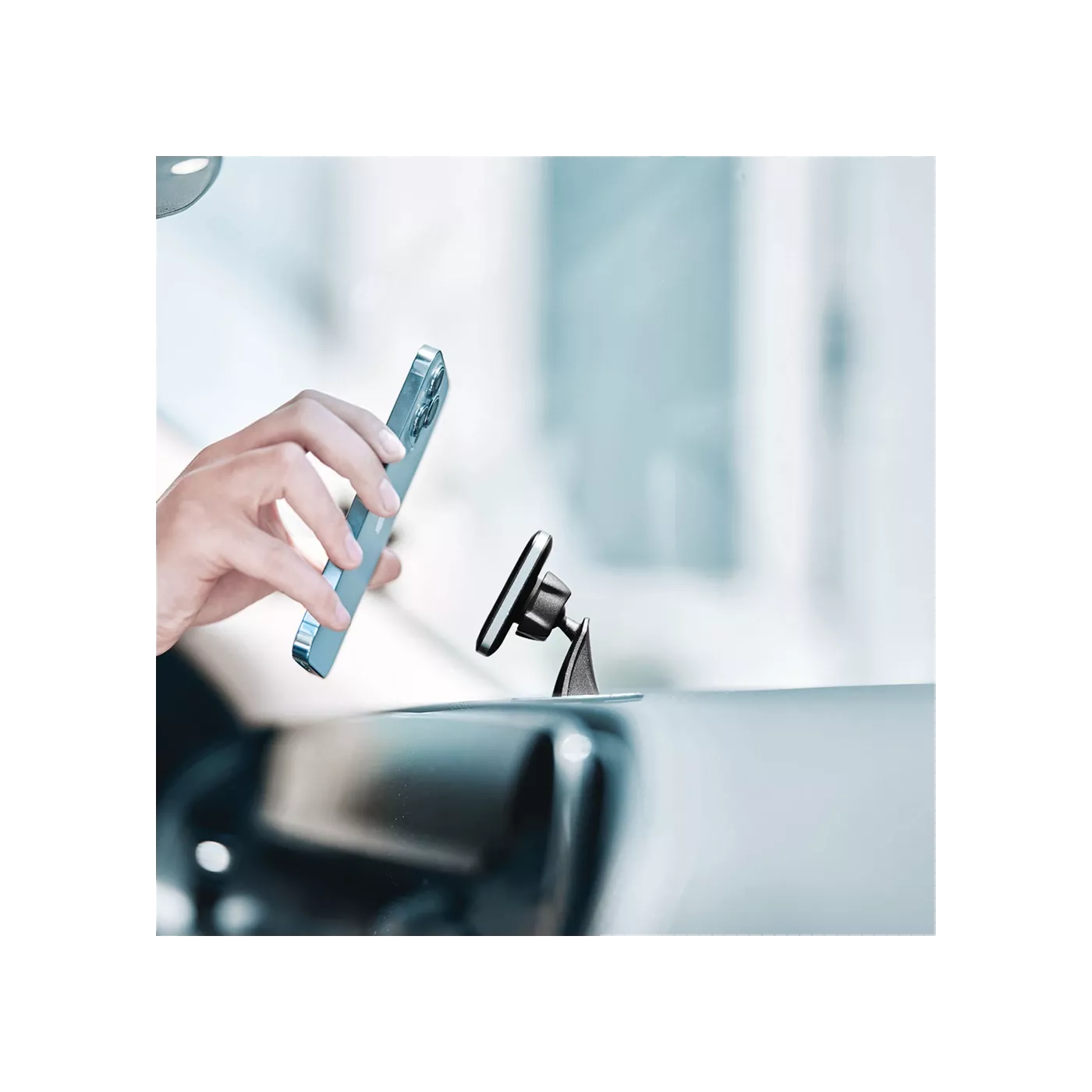 ElToro Magnetic Dashboard Mount + MagSafe Car Mount - Black