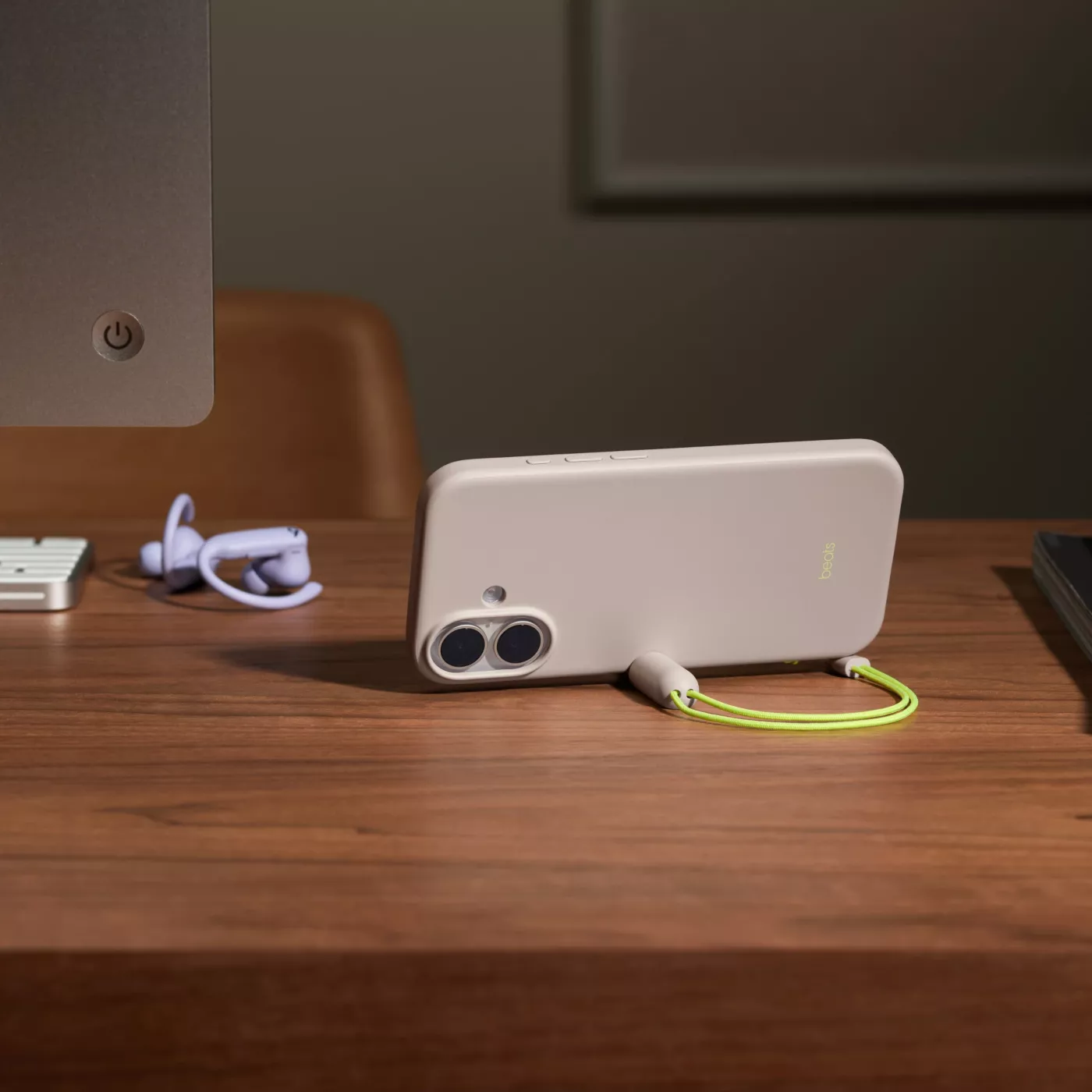Beats iPhone 17 Kickstand Case with MagSafe
