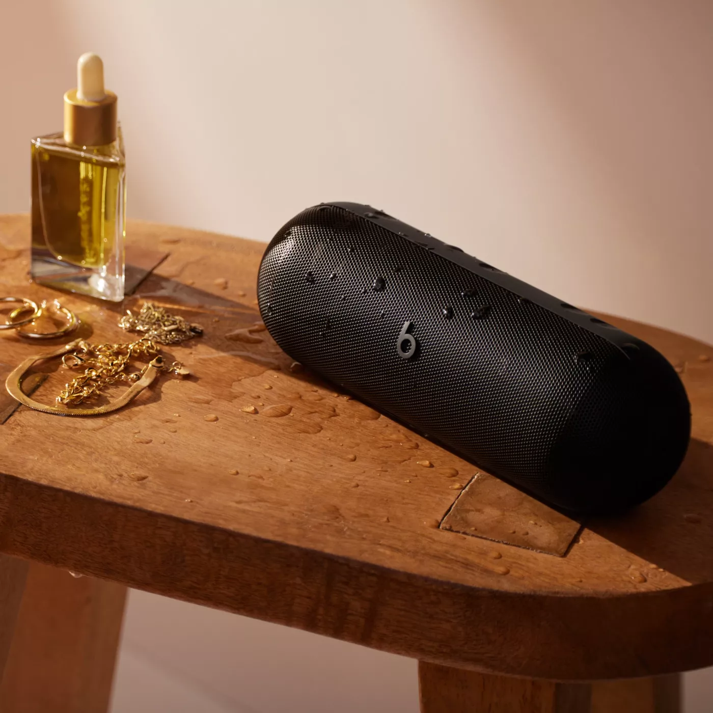 Beats Pill Wireless Bluetooth Speaker