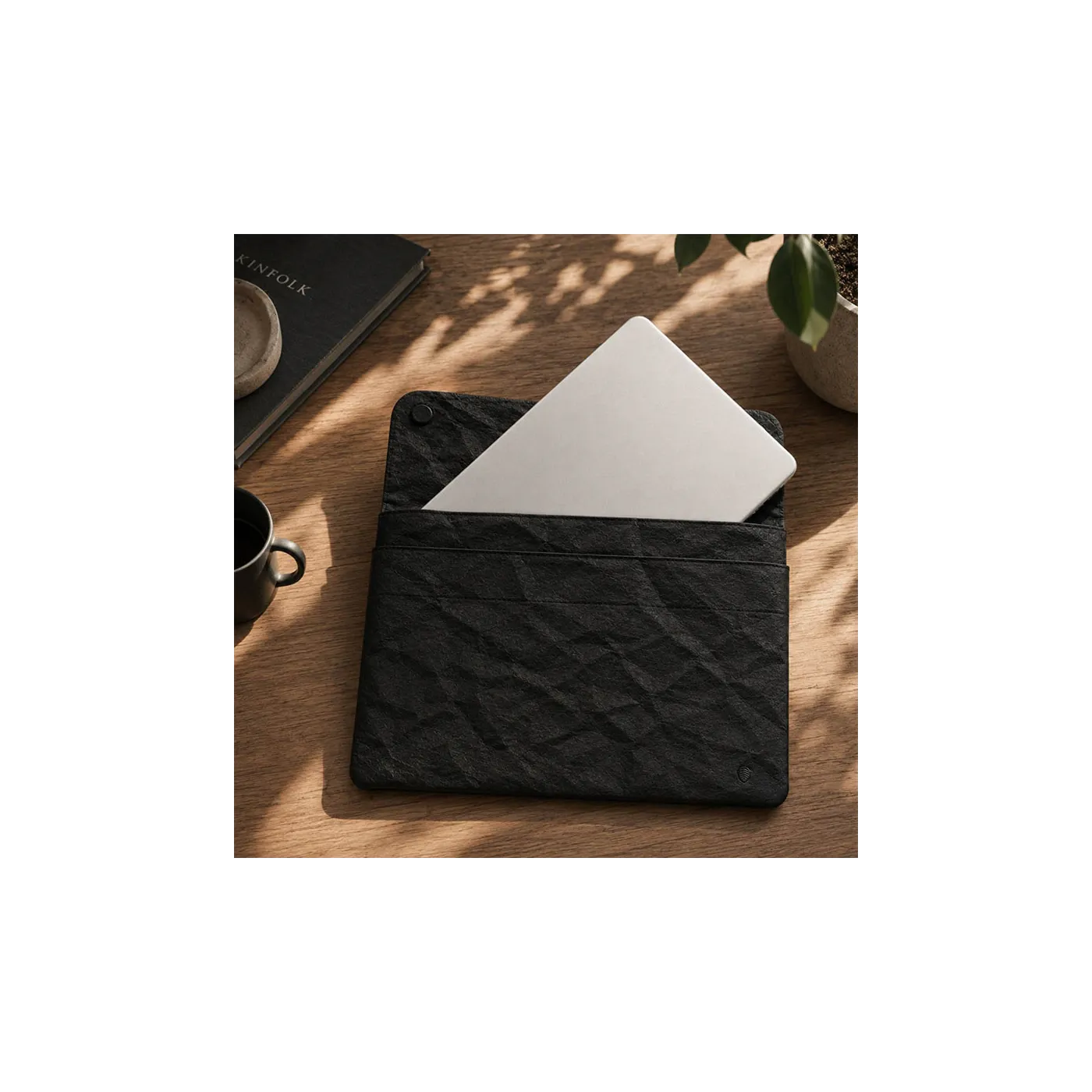 Touga Papier MacBook 13 Inch Sleeve | Gait