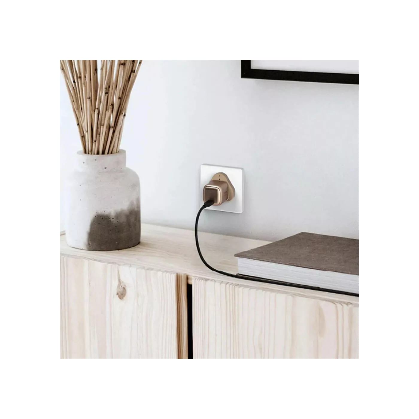 Momax 1 UK Charge 1-Port 65W Charger - Desert Titanium