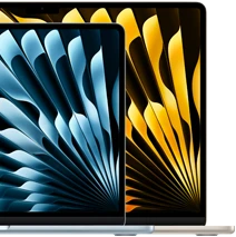 صورة لجهازي MacBook&nbsp;Air‏ توضح مقاس شاشة كل واحد منهما: 13.6&nbsp;إنش و15.3&nbsp;إنش قطرياً
