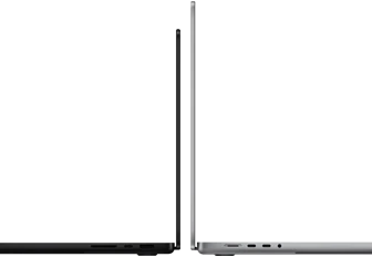 جهازا MacBook Pro مقاس 14 إنش و16 نش معروضان ظهراً لظهر لتوضيح الفرق في الحجم وإبراز نحافة التصميم