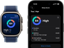 Apple&nbsp;Watch&nbsp;Ultra&nbsp;3، إطار من التيتانيوم الطبيعي، شاشة لإظهار نتيجة النوم، معلومات مفصلة ضمن رسم بياني دائري، نتيجة في المنتصف، الحزام، حزام Loop ترايل أزرق